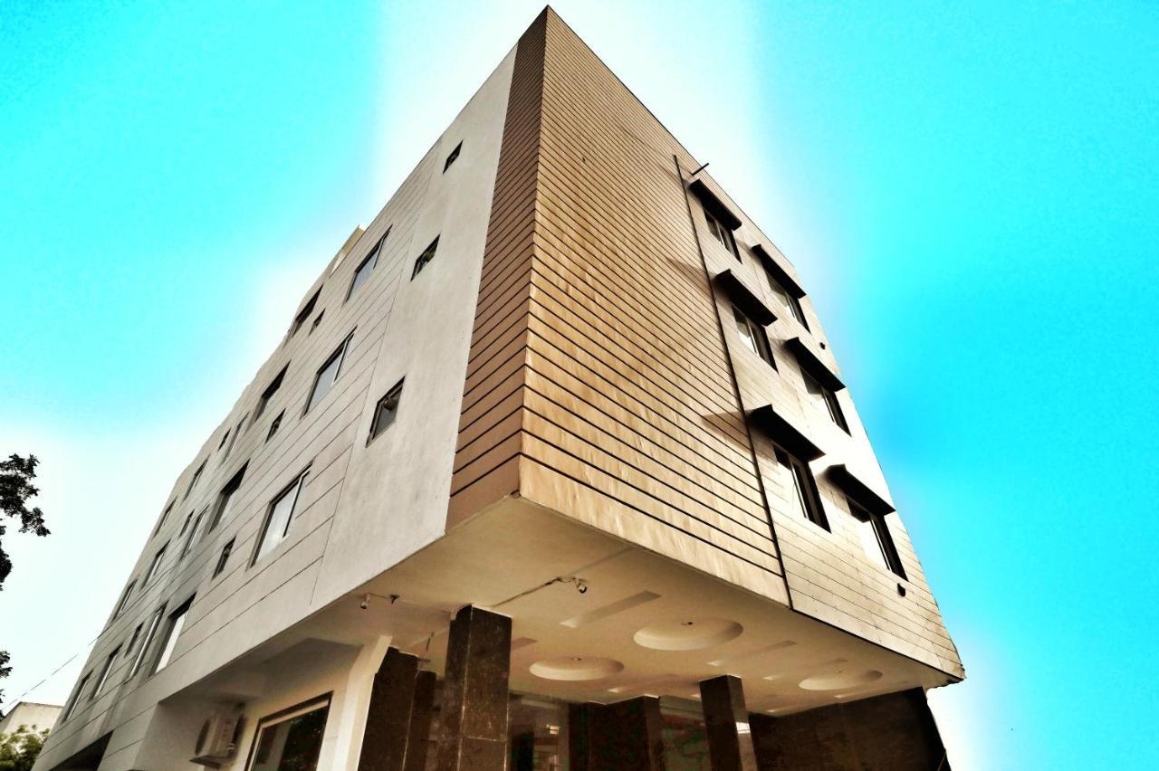 Hotel Aerocity Purple Orchid New Delhi Eksteriør bilde