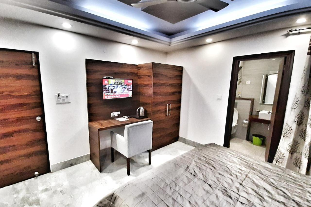 Hotel Aerocity Purple Orchid New Delhi Eksteriør bilde